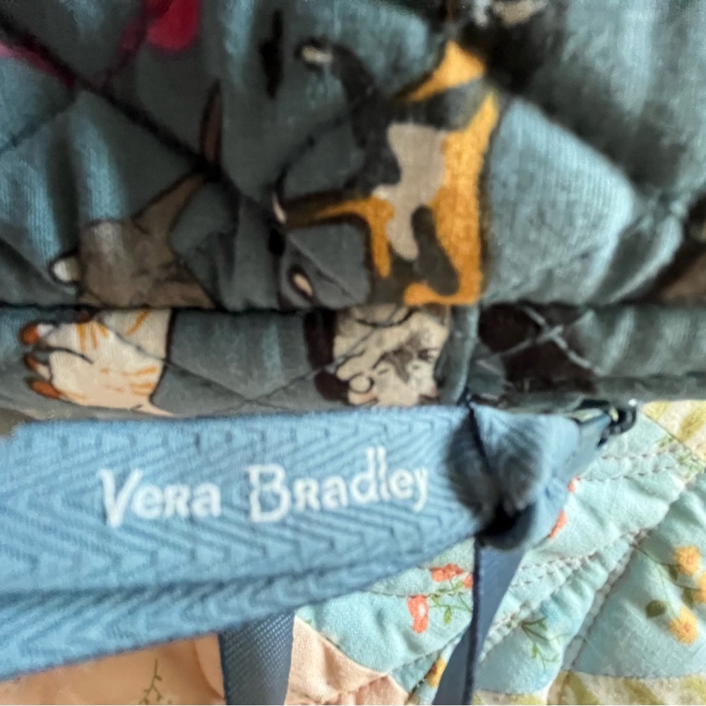 Vera Bradley Blue Quilted Cat Print Carrier - Picture 7 of 12